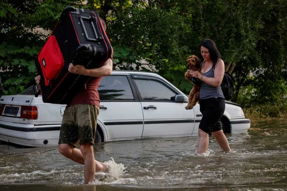 Tens of thousands at risk from flooding after Ukraine dam collapse