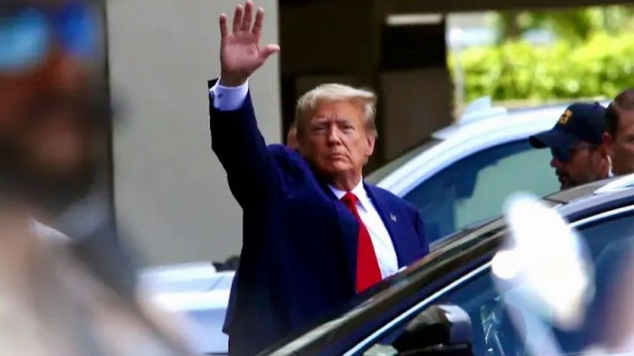Trump 'failing to make inroads' in bid to woo auto workers union away from Biden: report