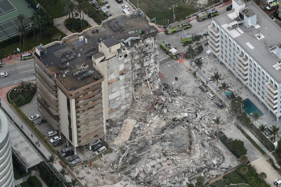 Pool deck at Florida's doomed Surfside tower had ‘critically low margins against failure,’ probe finds