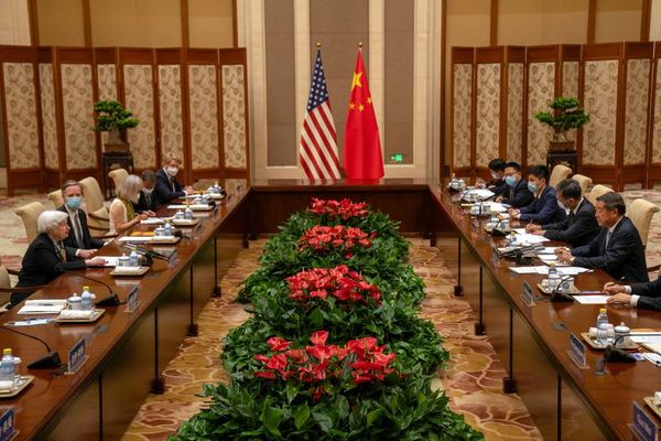 Yellen urges U.S.-China cooperation on economy, climate