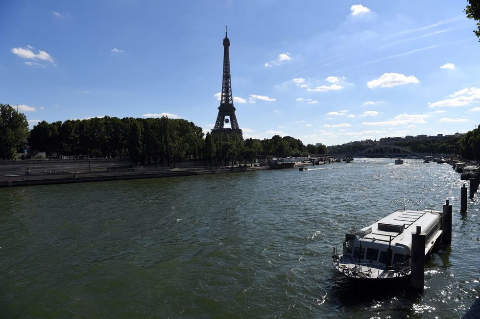 Parisians will be able to swim in the Seine by 2025