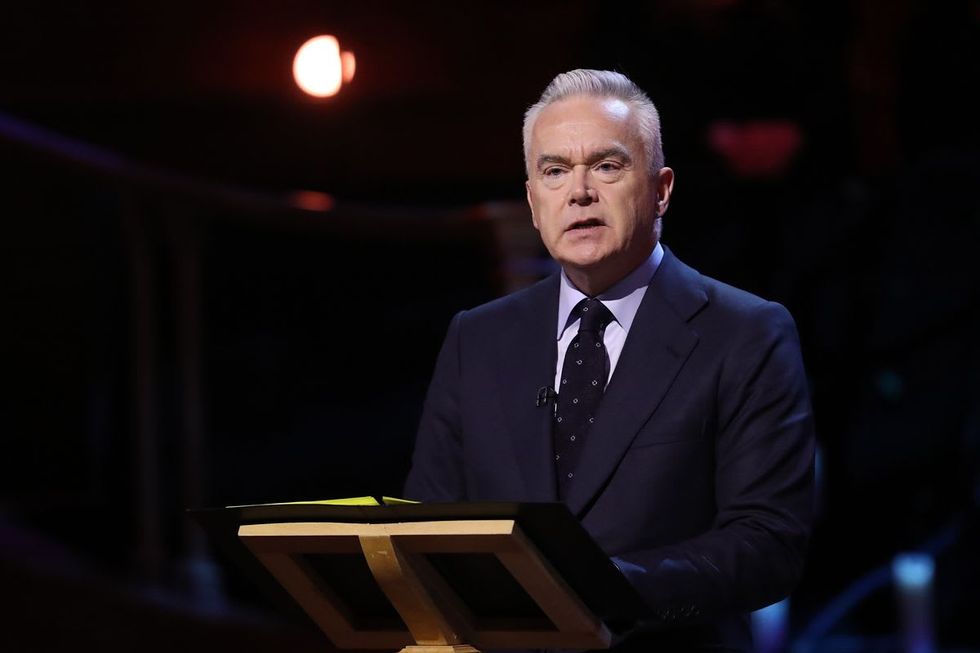 Huw Edwards expose 'being worked on by BBC journalists BEFORE sex pic complaint was made' - new twist