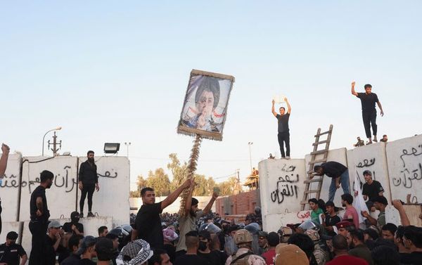 Swedish embassy in Baghdad stormed, set alight over Koran burning
