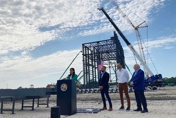 Amazon to set up $120 million Space Coast shop in competition with SpaceX’s Starlink