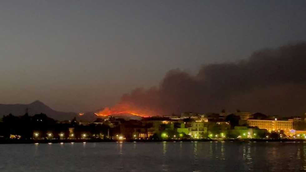 Repatriation flights head for Greece as wildfires force tourists to flee