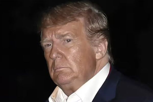 'Like a dirty old shoe': Internet laughs at Trump's apparent makeup job gone wrong