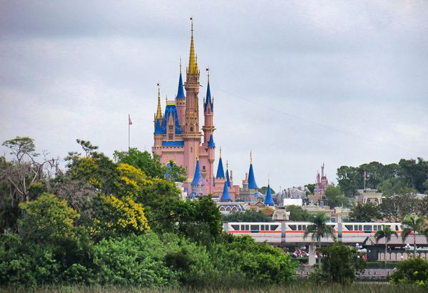 DeSantis’ tourism district wants to cut $8 million for extra Disney deputies
