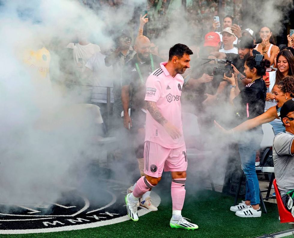 Messi mania up close and personal, as fans travel to Miami to watch soccer phenom