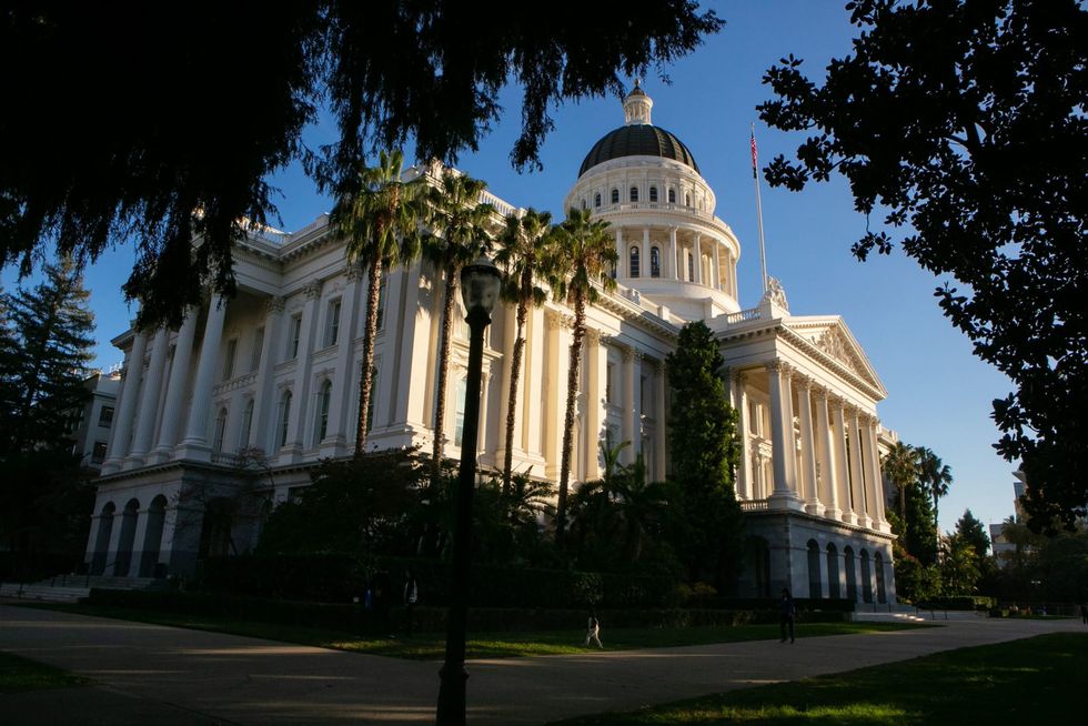 Proposed ballot measure would force California lawmakers to disclose lobbyist meetings