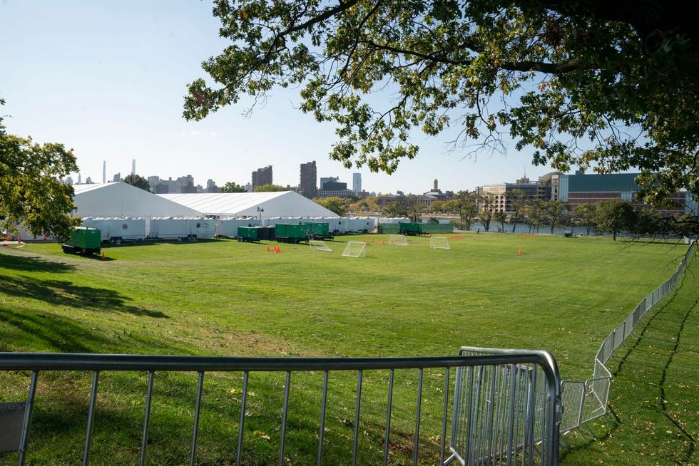 As many as 2,000 migrants to be housed in tent shelter on Randalls Island soccer fields, NYC Mayor Adams says