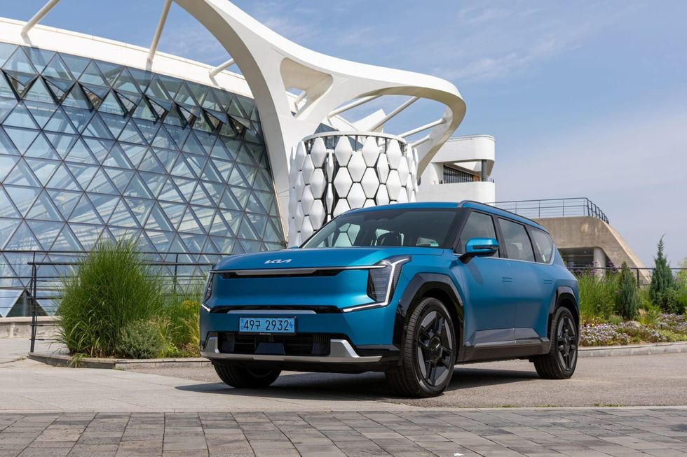Kia hits the big time with Range Rover-beating electric EV9
