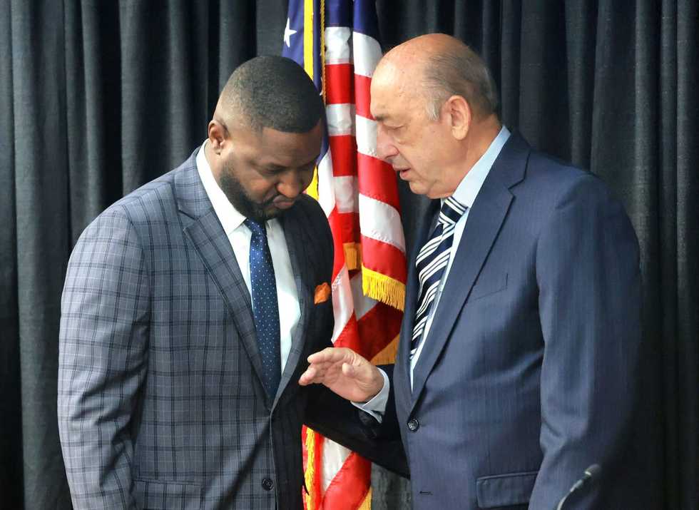 DeSantis’ Disney chief must resign one of his posts: ethics lawyer