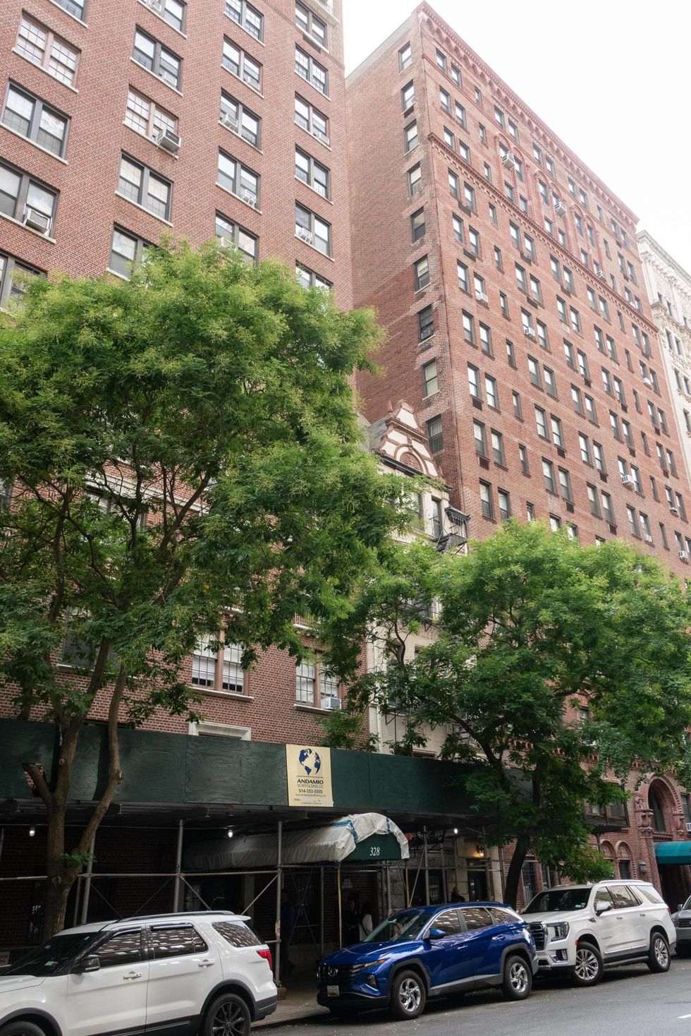 Manhattan man kills wife, kids ages 1 and 3 in horrifying murder-suicide, cops say
