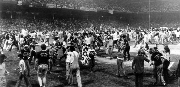 Disco came and disco went, with Chicago’s Comiskey Park a memorable battleground in ‘The War on Disco’