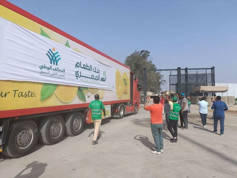 UN food chief criticizes strict Rafah crossing checks for limiting Gaza aid