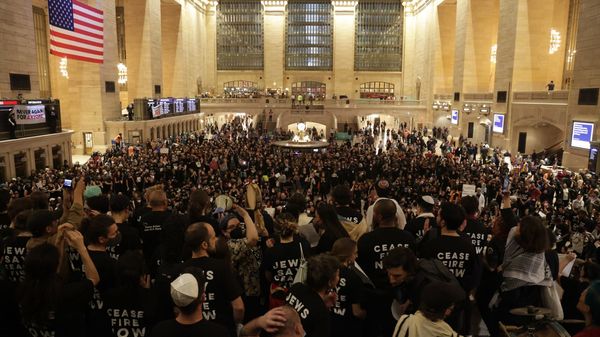 New York's Grand Central Terminal shut down due to pro-Palestinian protests