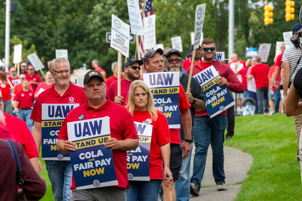 UAW, Stellantis reach tentative agreement
