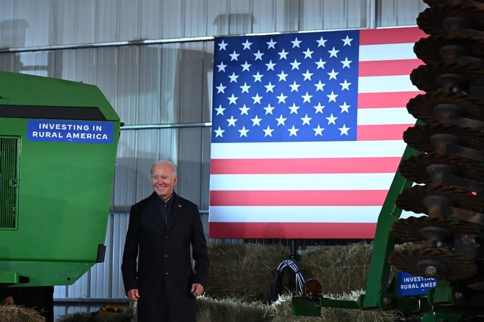 Biden courts rural US voters with Minnesota farm visit