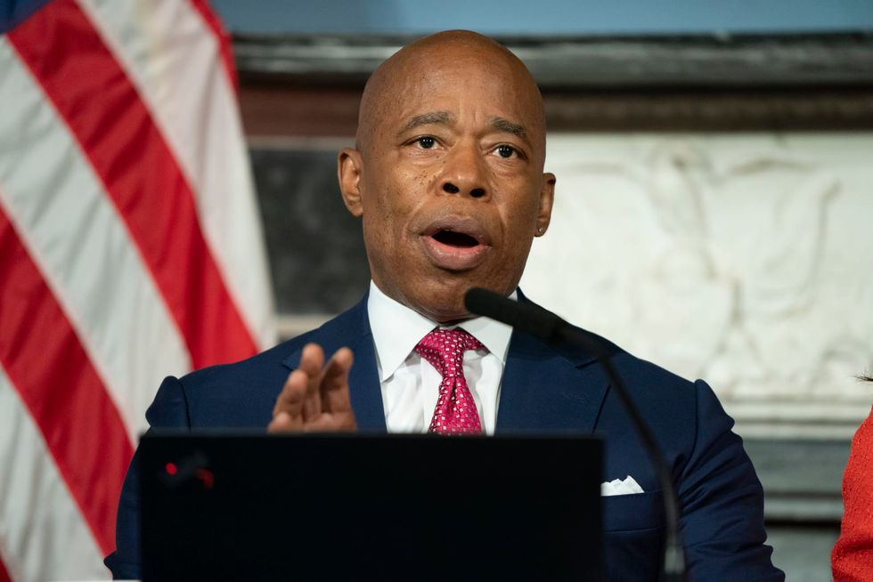 NYC Mayor Eric Adams starts legal defense trust in response to FBI probe into campaign