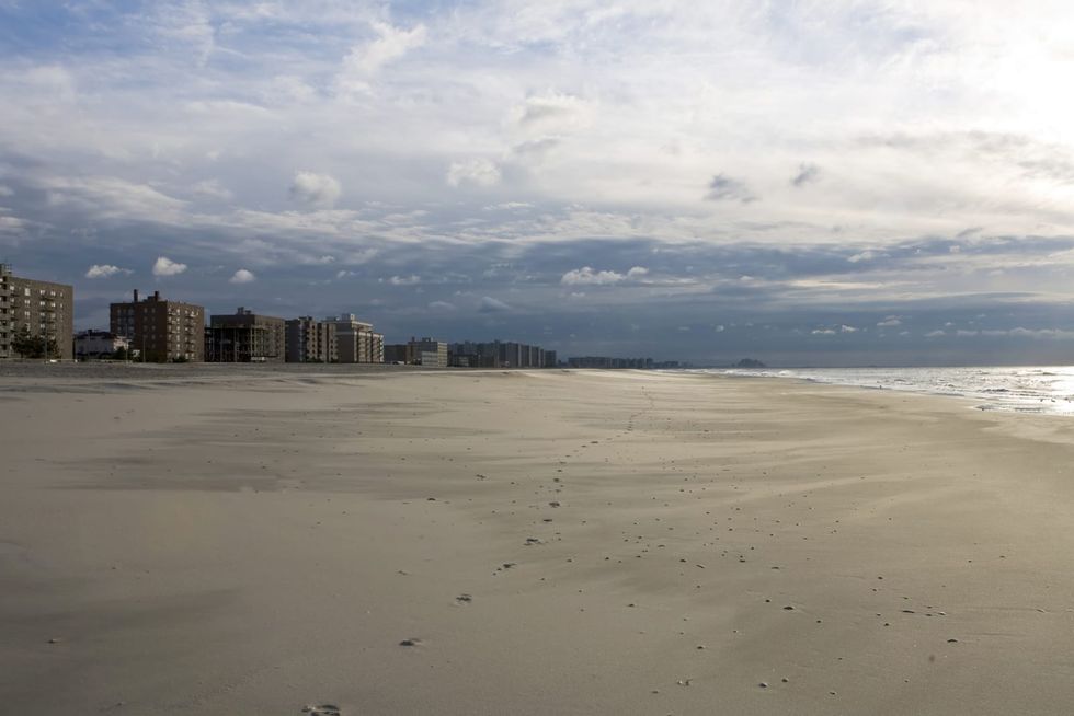 Birthmark, shorts on headless corpse washed up on NYC beach match missing Irish filmmaker