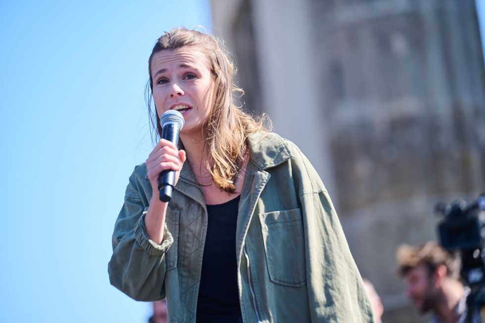 Climate leader criticizes media treatment of Thunberg