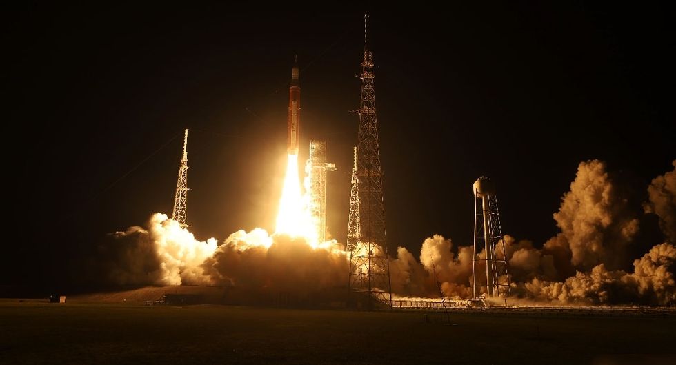 After 50 years, U.S. to return to Moon on January 25