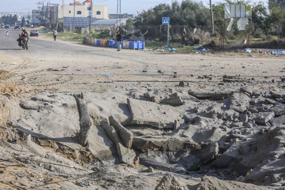 Israel reports attacks on 400 targets in Gaza since truce ended