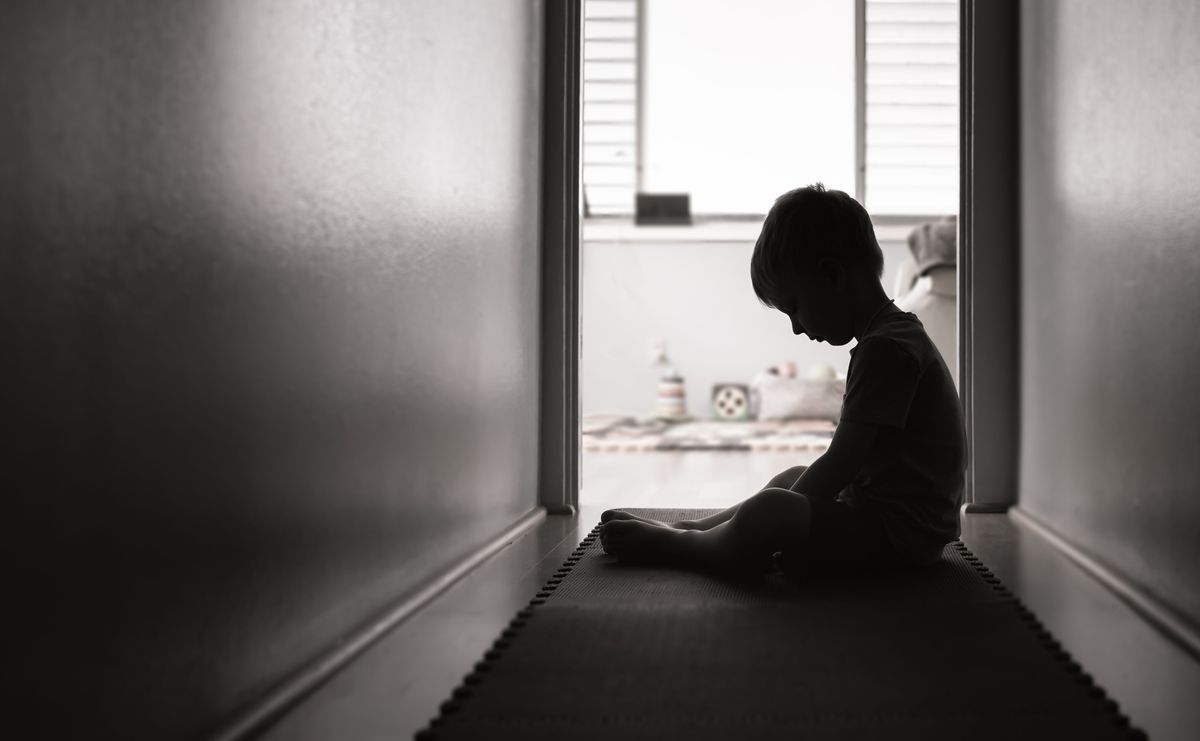 Florida foster care agency failed to pay bills, caused kids to sleep in offices, suit says