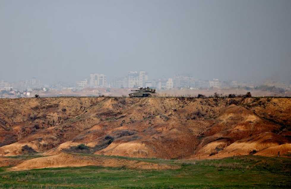 Hundreds more Palestinians killed as Israel pursues Hamas in south Gaza