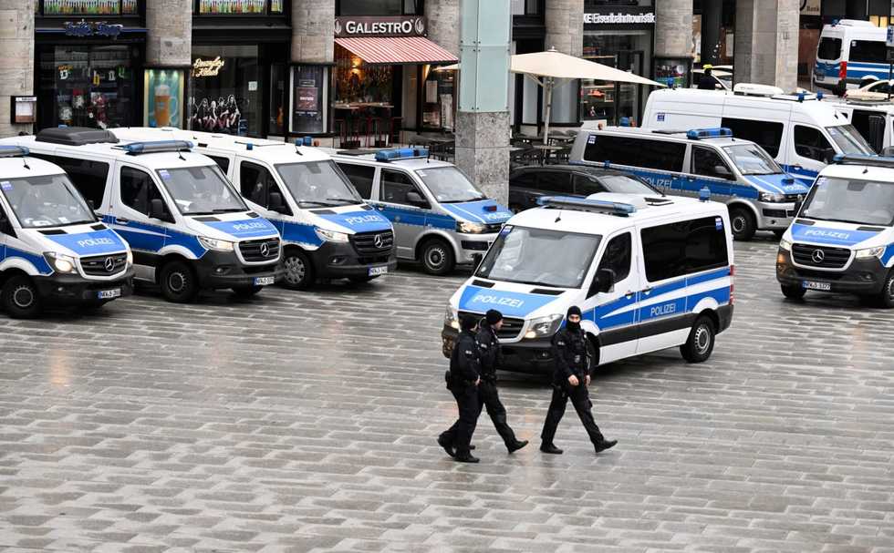 Increased security after alleged Cologne, Vienna church attack plot