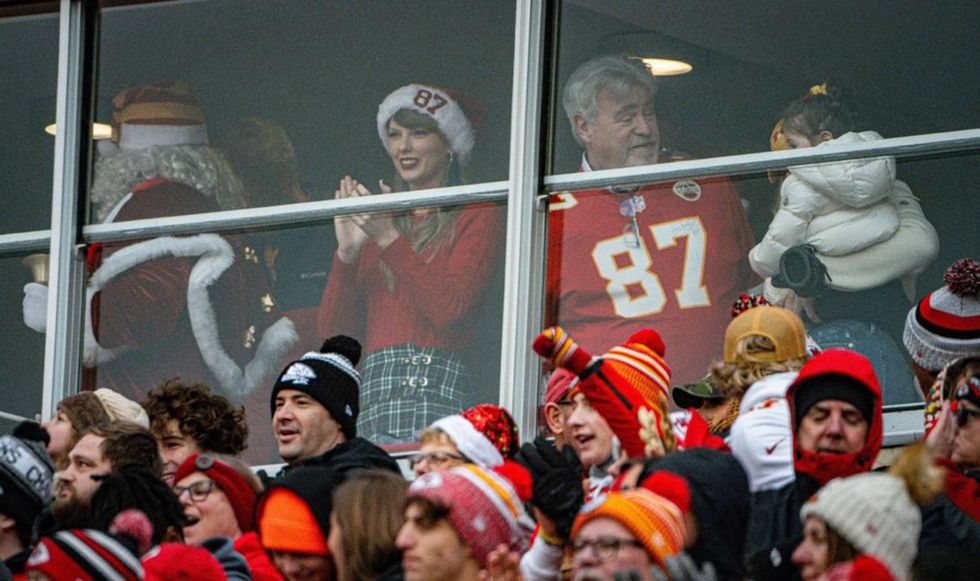 Who joined Taylor Swift in her Chiefs suite for Christmas? And who missed out?