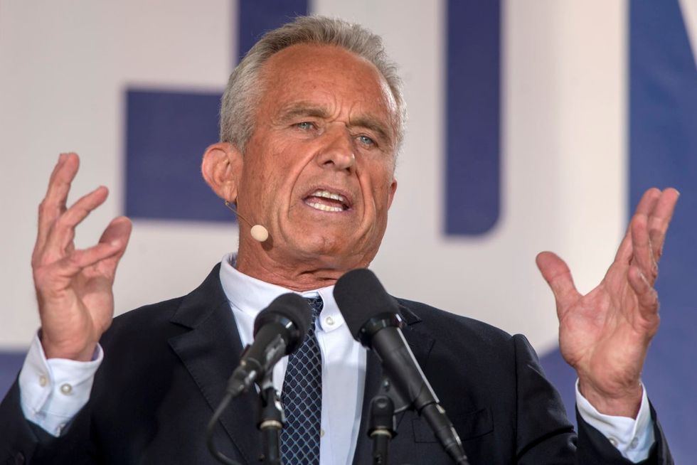 RFK Jr.’s daunting task: How he’s relying on volunteers to get him on S.C.’s ballot