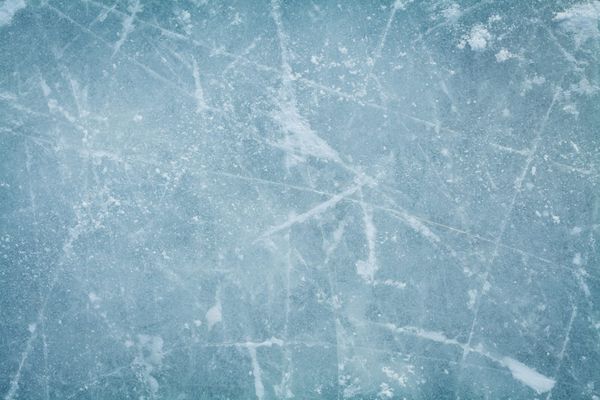 More than 100 people rescued from ice floe in Minnesota lake