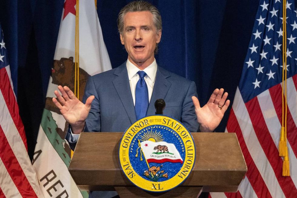 Gov. Newsom calls for new laws targeting retail thieves amid rash of robberies