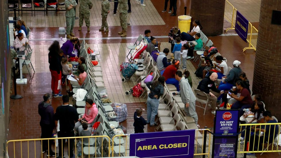 NYC officials ‘definitely’ considering curfews at migrant shelters amid panhandling complaints