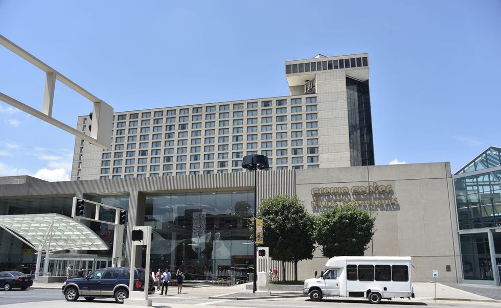 Shooting at Kansas City shopping center injures 6; police say dispute led to gunfire