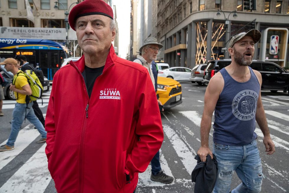 Guardian Angels tackle ‘migrant’ near Times Square amid rising tensions in NYC