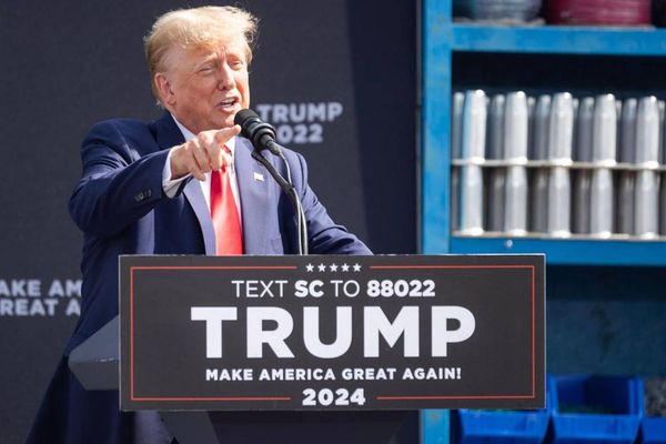 A group text message, repeated phone calls. How Trump campaign solidified S.C. support