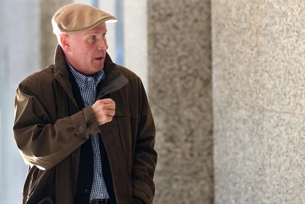 Former transportation official pleads guilty to offering bribe to Illinois senator