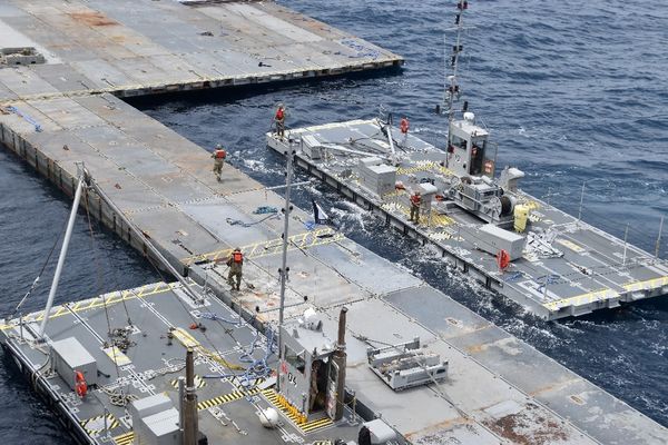 U.S. completes construction of Gaza aid pier