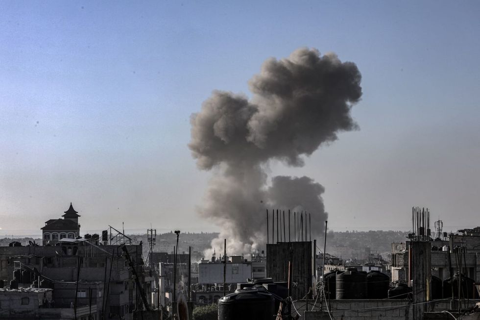 Eyewitnesses: Israeli troops entering deeper into Rafah