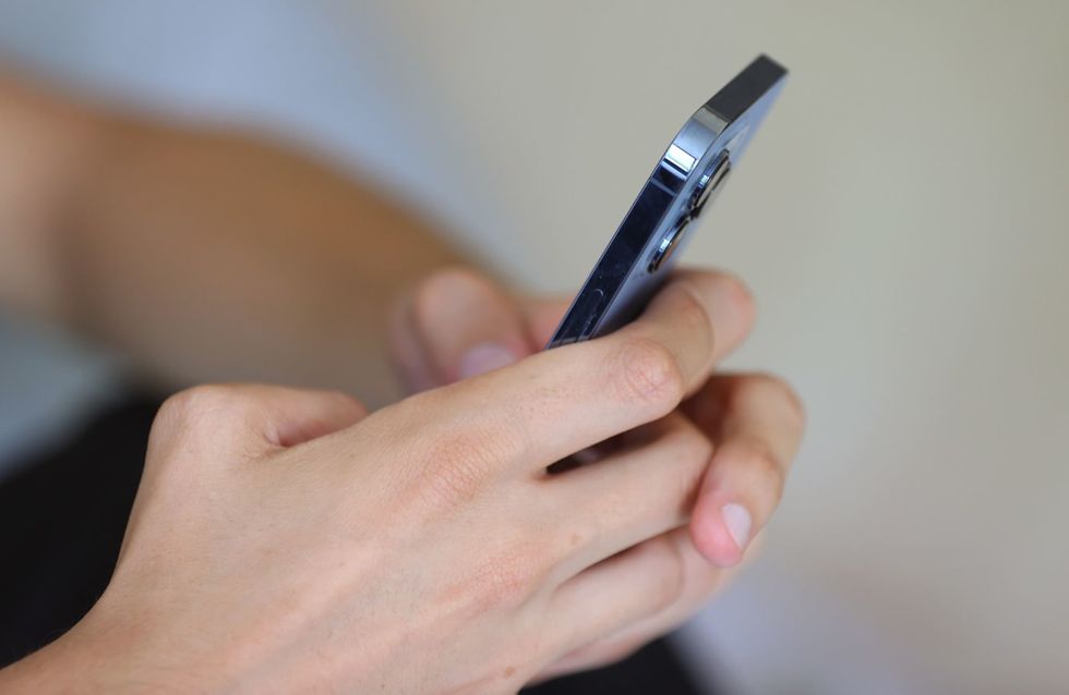 Children who spend a lot of time on social media more likely to vape