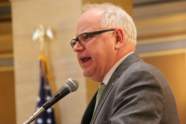 Ex-Republican sings praises of Tim Walz to Fox News