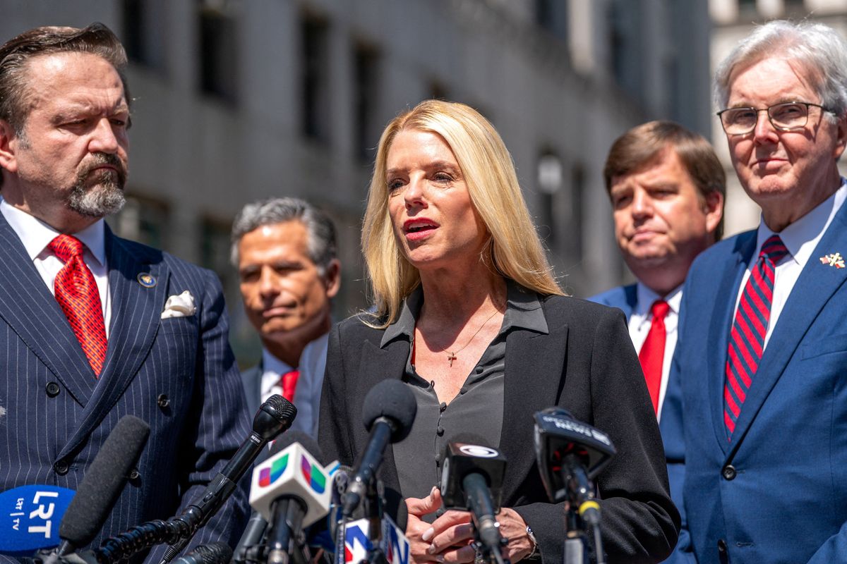 'Devastating': Expert warns new DOJ filing could decimate women-owned businesses