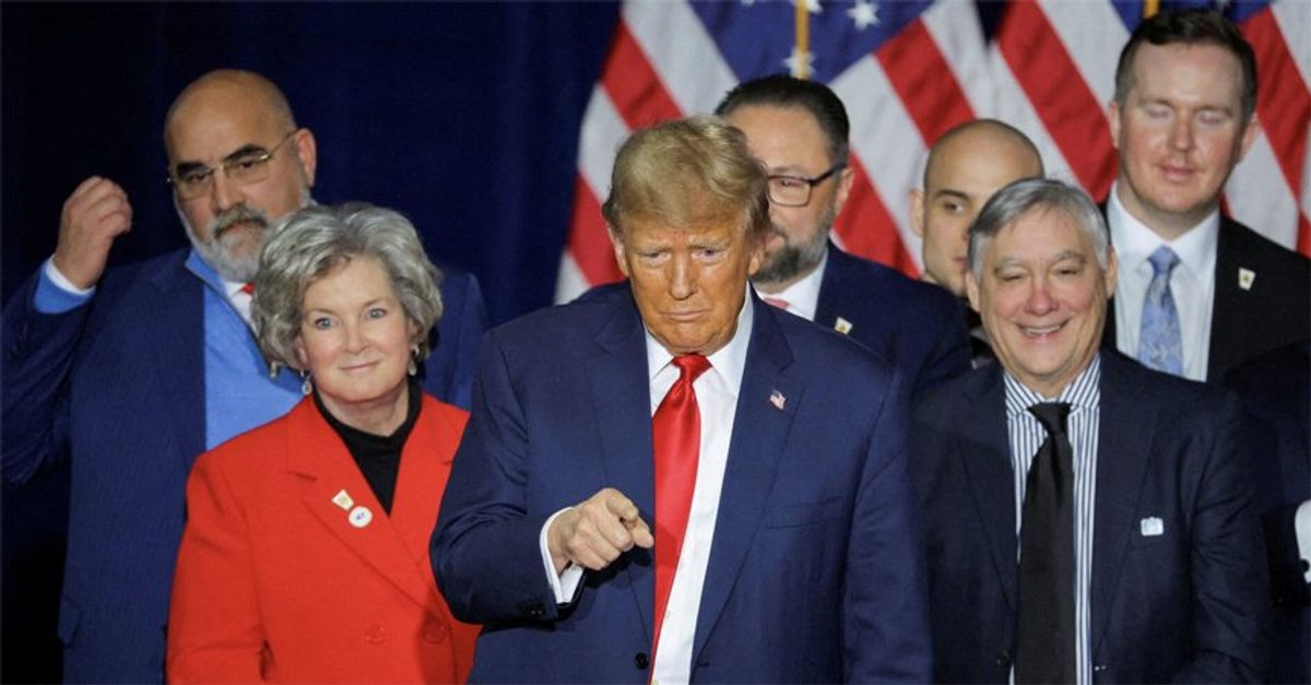 'A bunch of bed-wetters': Trump 2024 campaign manager blows off US economy mayhem