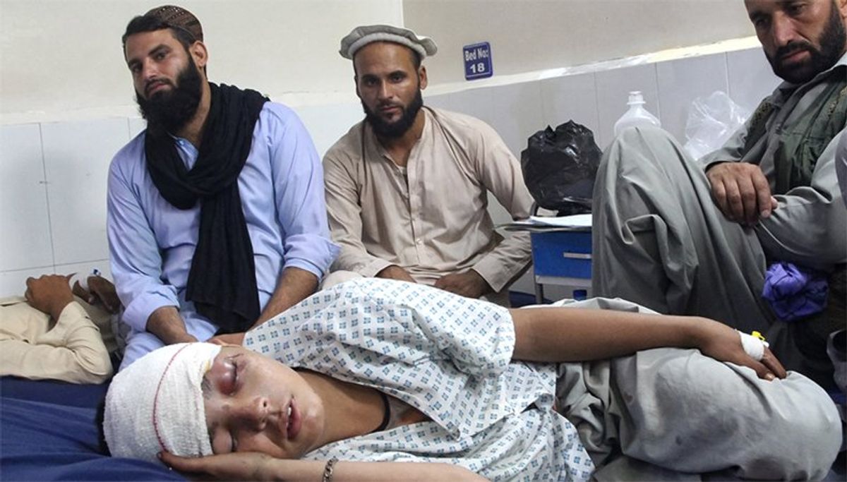 Afghanistan earthquake kills more than 800