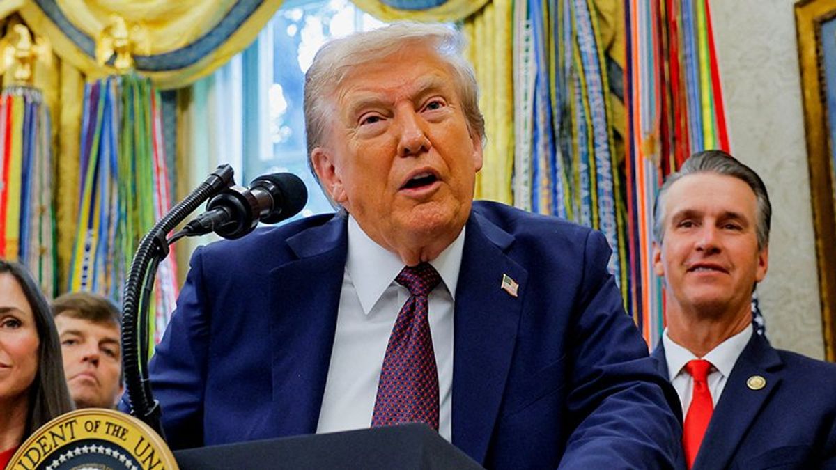 ‘Genius move, MAGA’: Trump mocked as rant rekindles rampant health rumors