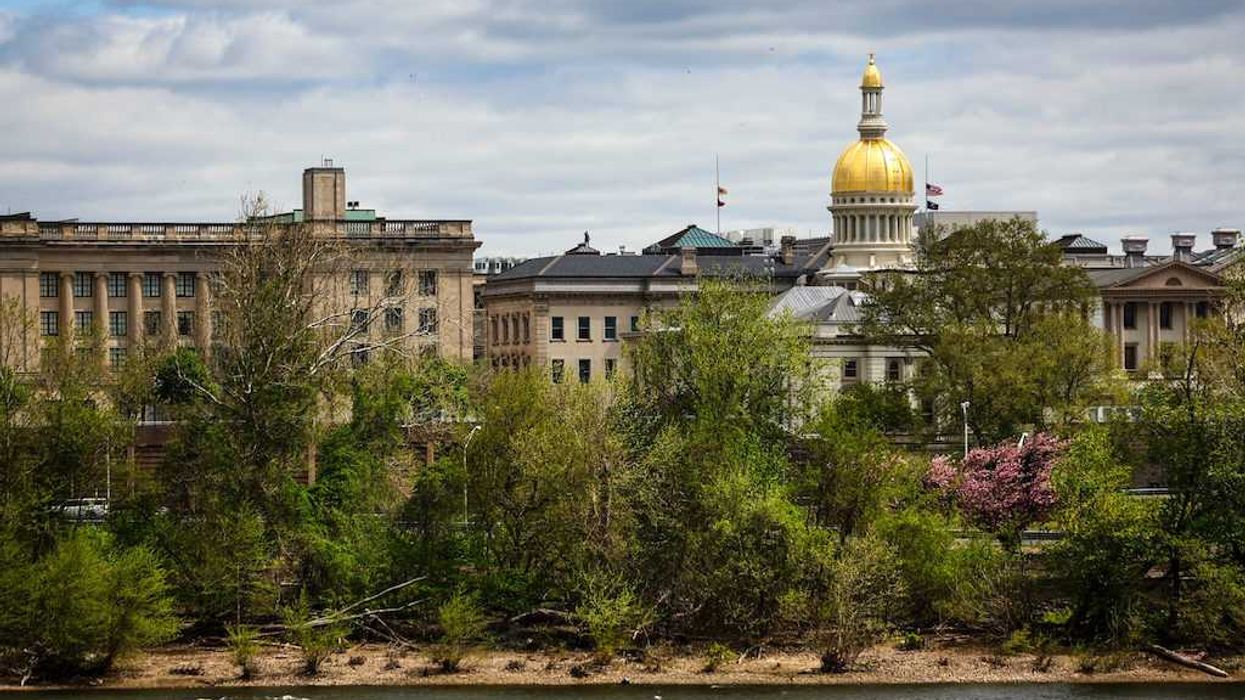 Half US states don’t have enough cash to pay their bills: report