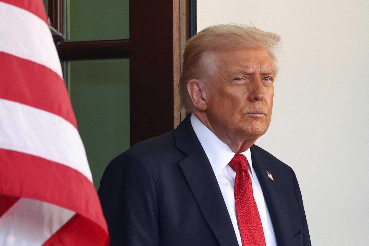 Ex-aide warns Trump's 'loose lips' are killing legal cases — but that might be his plan