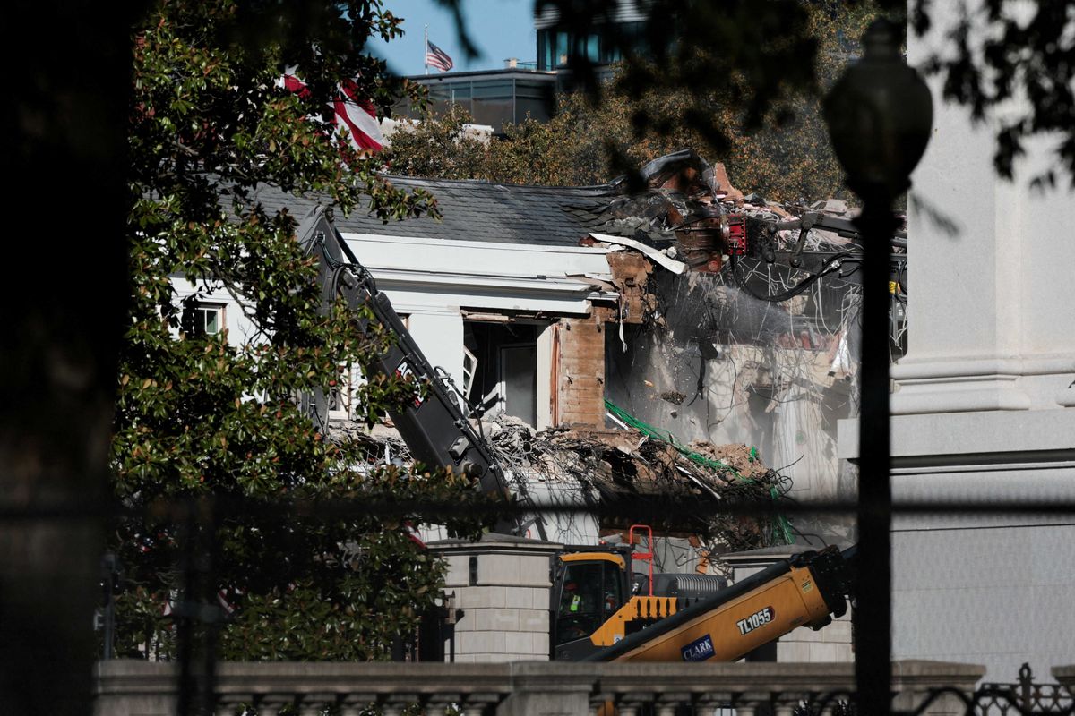 House GOP defends White House bulldozing in attack on Hillary Clinton